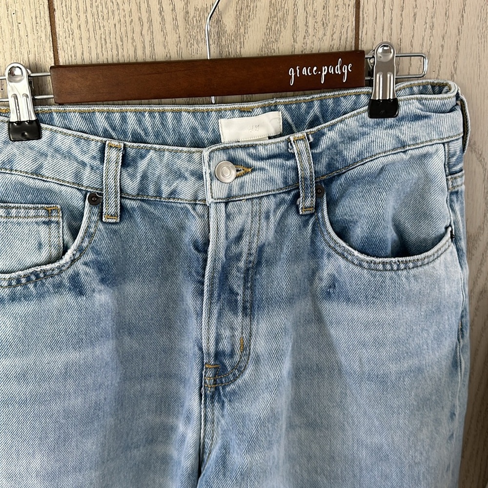 H&M | Buttonfly Straight Leg Jeans - Picture 2 of 10